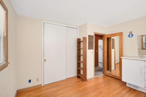 576 Lexington Parkway S Saint Paul MN 55116