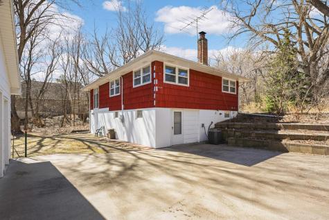 576 Lexington Parkway S Saint Paul MN 55116