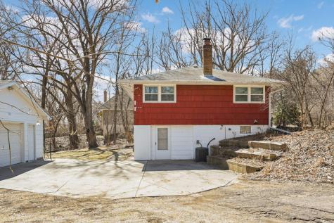 576 Lexington Parkway S Saint Paul MN 55116