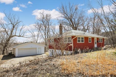 576 Lexington Parkway S Saint Paul MN 55116
