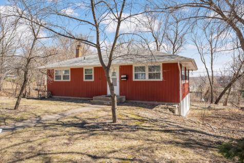 576 Lexington Parkway S Saint Paul MN 55116