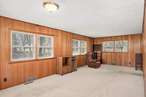 576 Lexington Parkway S Saint Paul MN 55116