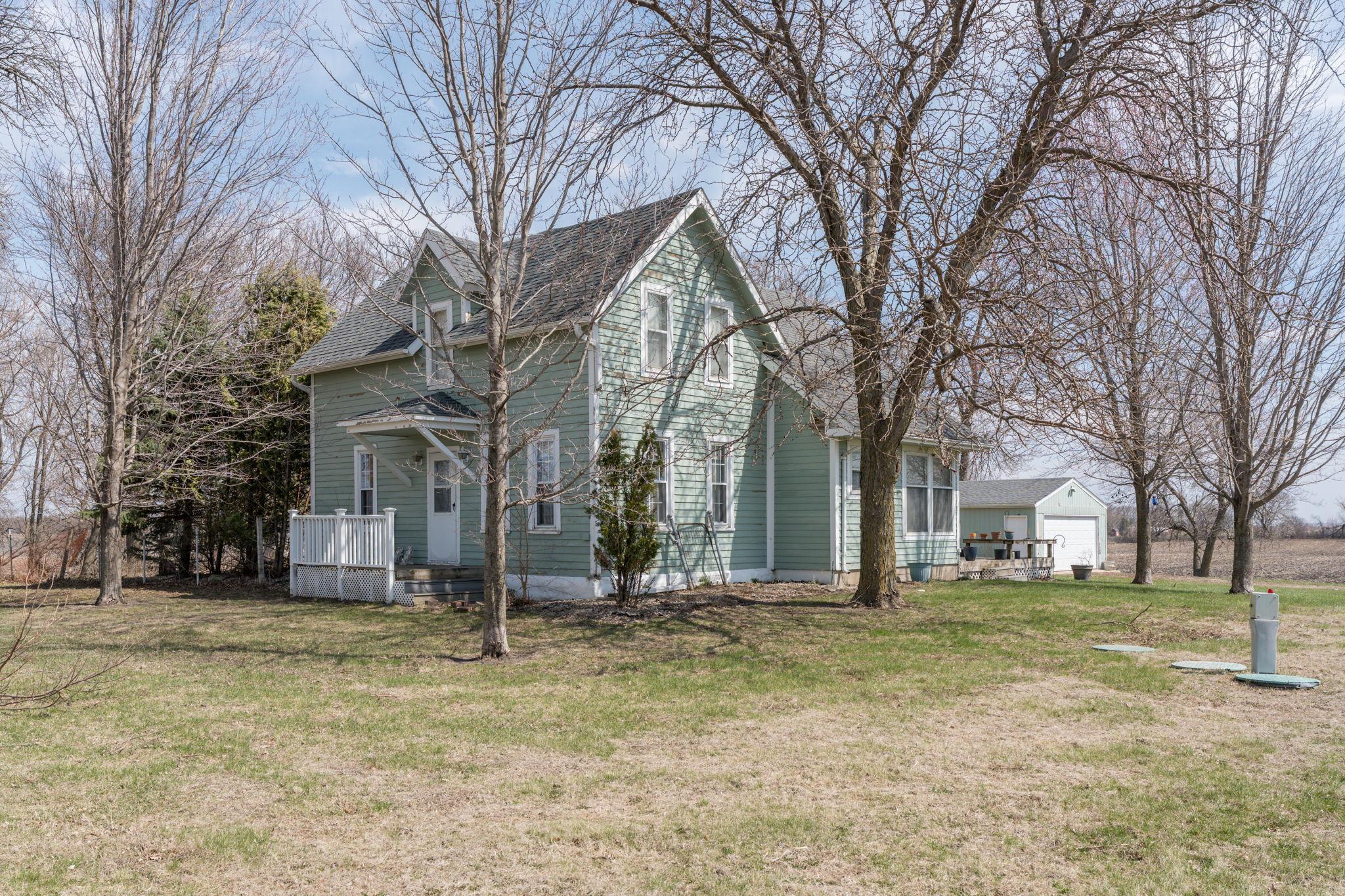 5822 500th Avenue Bricelyn MN 56014