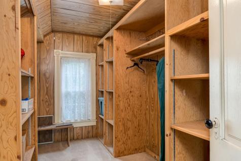 5822 500th Avenue Bricelyn MN 56014