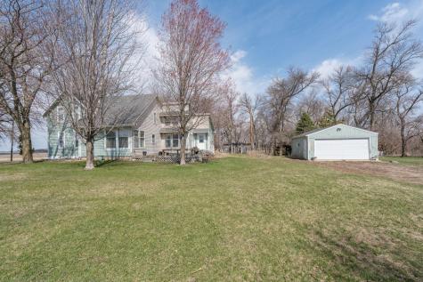 5822 500th Avenue Bricelyn MN 56014