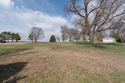 5822 500th Avenue Bricelyn MN 56014