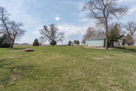 5822 500th Avenue Bricelyn MN 56014