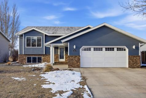 3114 24th Avenue S Fargo ND 58103