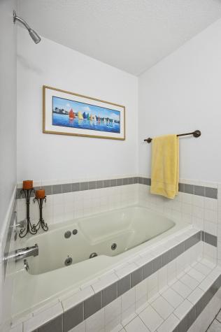 3114 24th Avenue S Fargo ND 58103