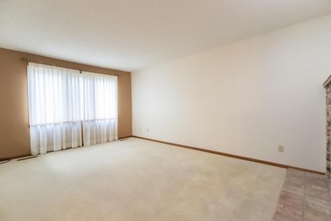3245 17th Avenue S Fargo ND 58103