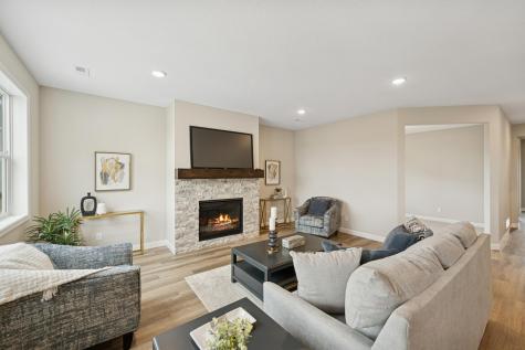 1009 Brandenburg Circle Waverly MN 55390