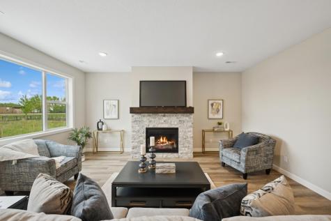 1009 Brandenburg Circle Waverly MN 55390