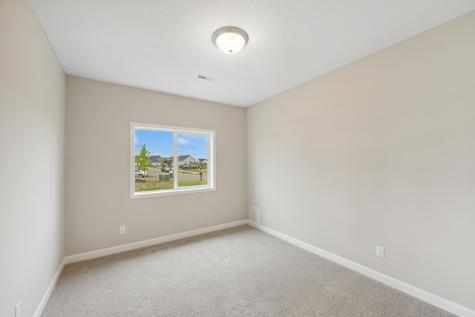 1009 Brandenburg Circle Waverly MN 55390