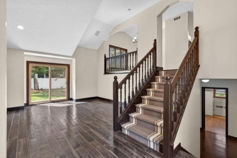 798 Sunset Drive Eagan MN 55123