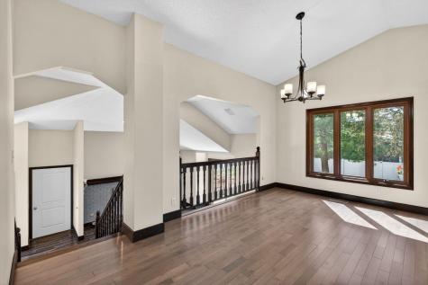 798 Sunset Drive Eagan MN 55123