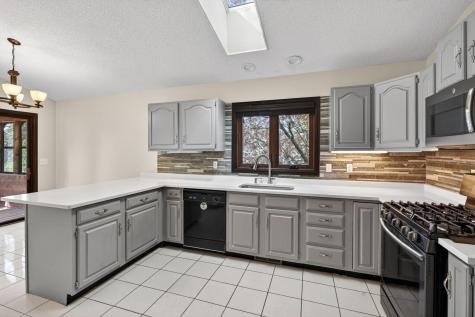 798 Sunset Drive Eagan MN 55123