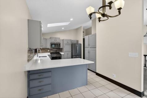 798 Sunset Drive Eagan MN 55123