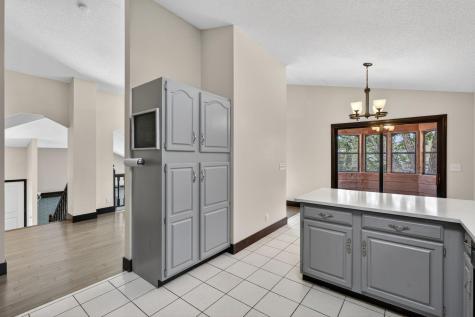 798 Sunset Drive Eagan MN 55123