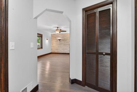 798 Sunset Drive Eagan MN 55123