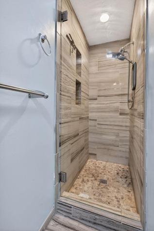 798 Sunset Drive Eagan MN 55123