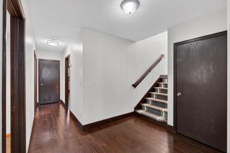 798 Sunset Drive Eagan MN 55123