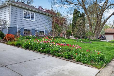 798 Sunset Drive Eagan MN 55123