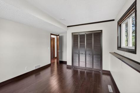 798 Sunset Drive Eagan MN 55123