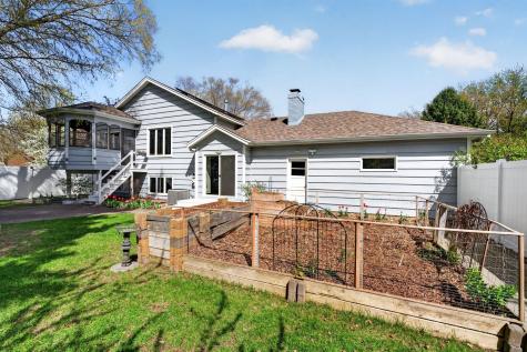 798 Sunset Drive Eagan MN 55123