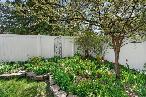 798 Sunset Drive Eagan MN 55123