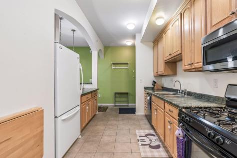2040 Como Avenue Saint Paul MN 55108