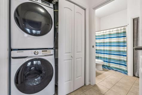 2040 Como Avenue Saint Paul MN 55108