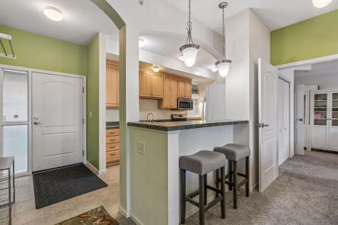 2040 Como Avenue Saint Paul MN 55108