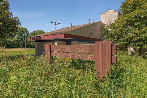 2040 Como Avenue Saint Paul MN 55108