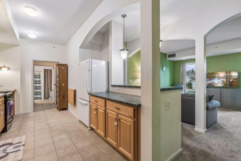 2040 Como Avenue Saint Paul MN 55108