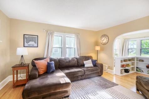 122 W Douglas Street South Saint Paul MN 55075
