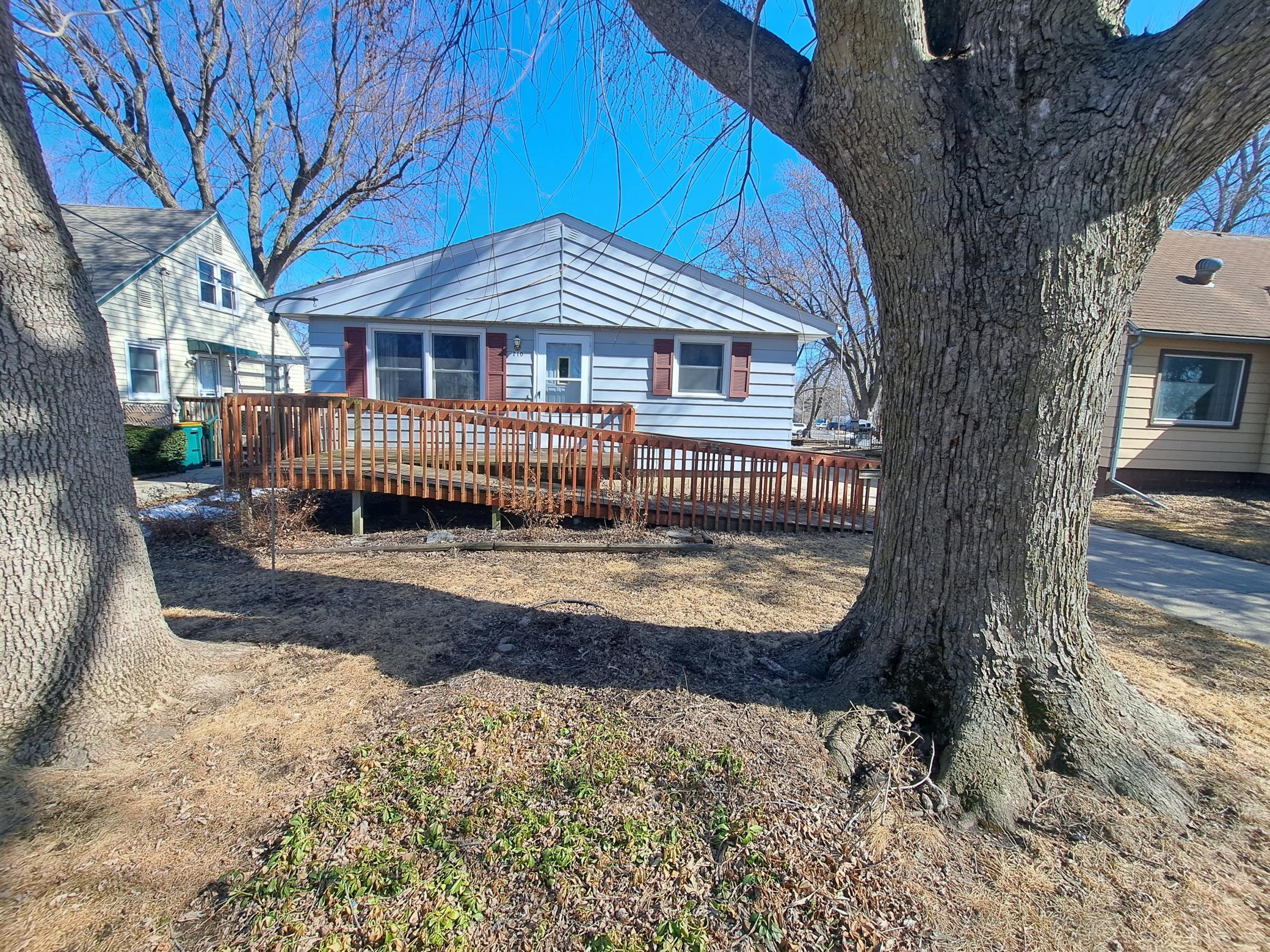 210 Fenton Avenue Albert Lea MN 56007