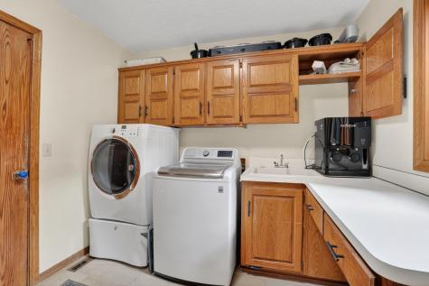 8842 Hillswick Trail Brooklyn Park MN 55443