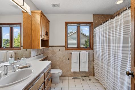 8842 Hillswick Trail Brooklyn Park MN 55443