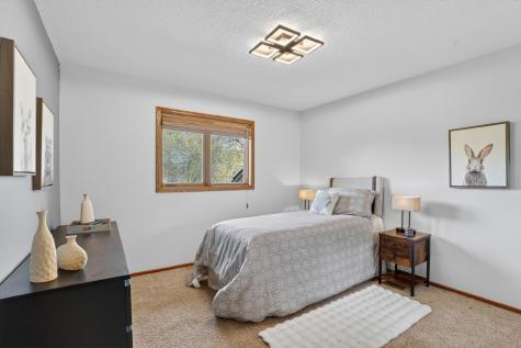 8842 Hillswick Trail Brooklyn Park MN 55443