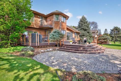8842 Hillswick Trail Brooklyn Park MN 55443