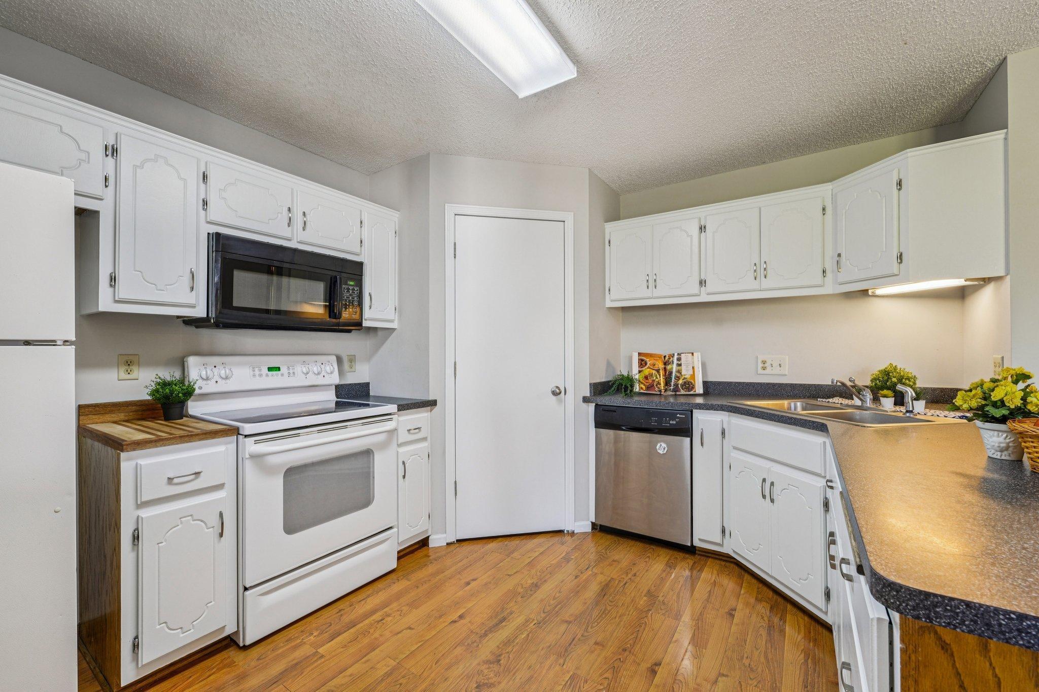 15931 Hyland Pointe Court Apple Valley MN 55124