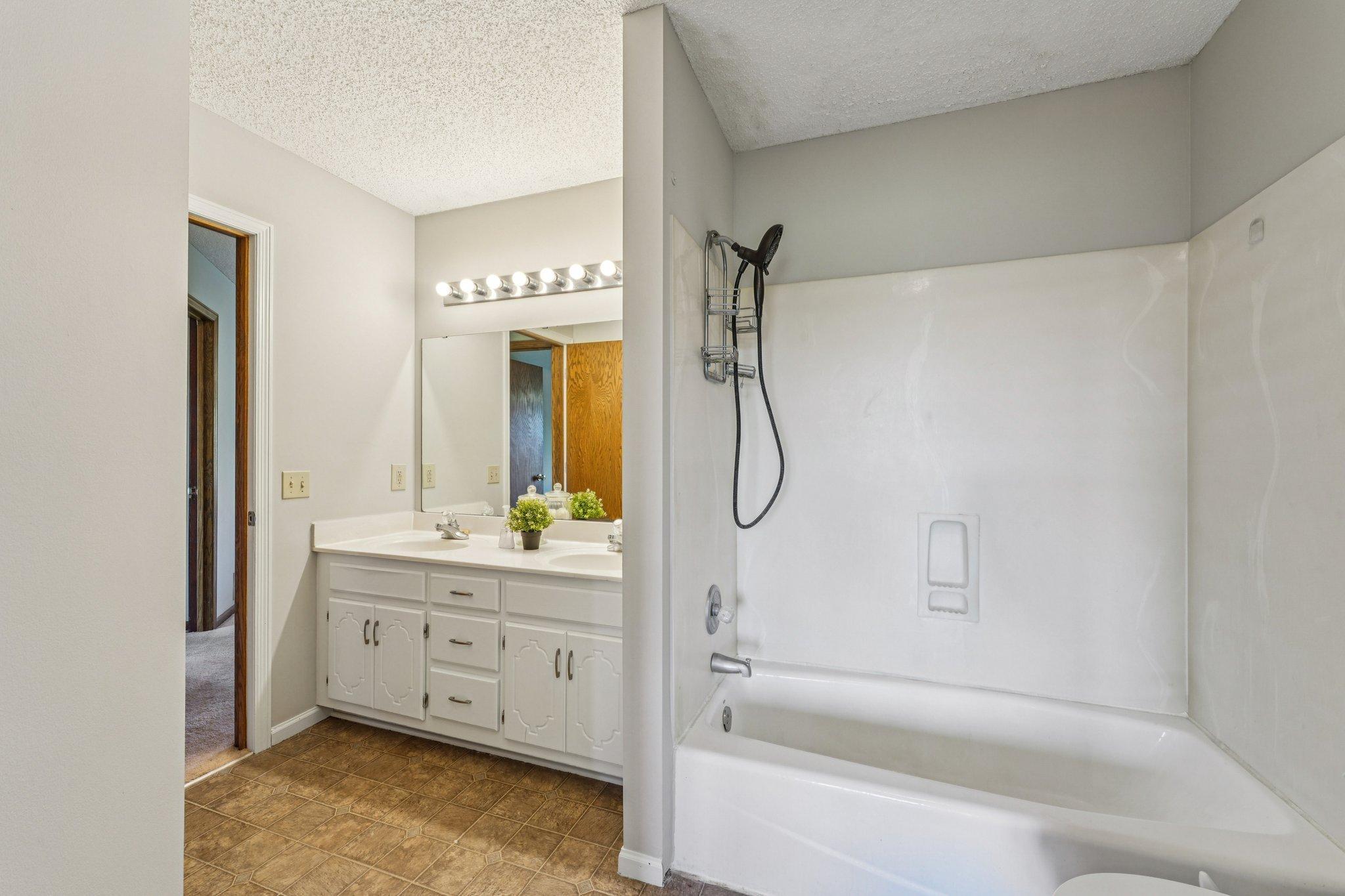 15931 Hyland Pointe Court Apple Valley MN 55124