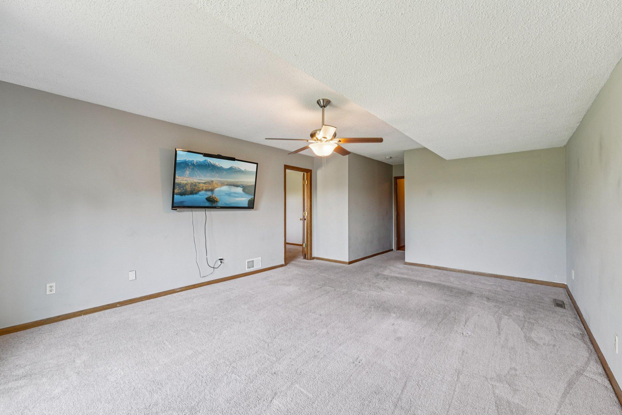 15931 Hyland Pointe Court Apple Valley MN 55124