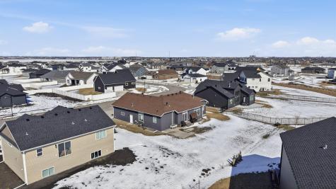 4209 Bristlecone Loop S Fargo ND 58104