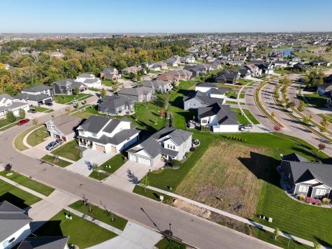 3755 Houkom Drive E West Fargo ND 58078