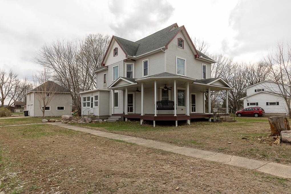 504 2nd Street SW Madelia MN 56062