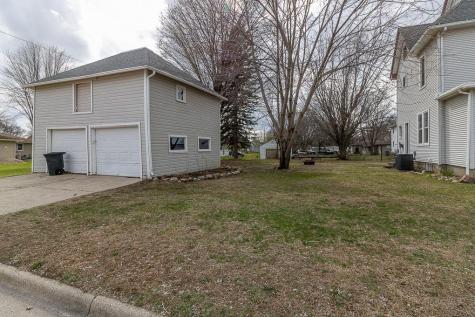 504 2nd Street SW Madelia MN 56062