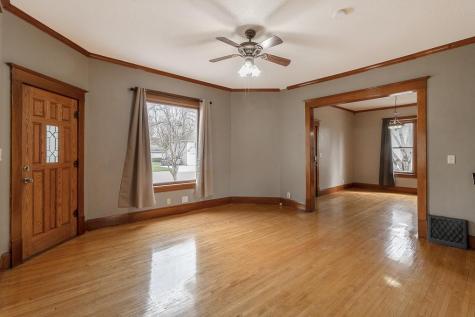 504 2nd Street SW Madelia MN 56062