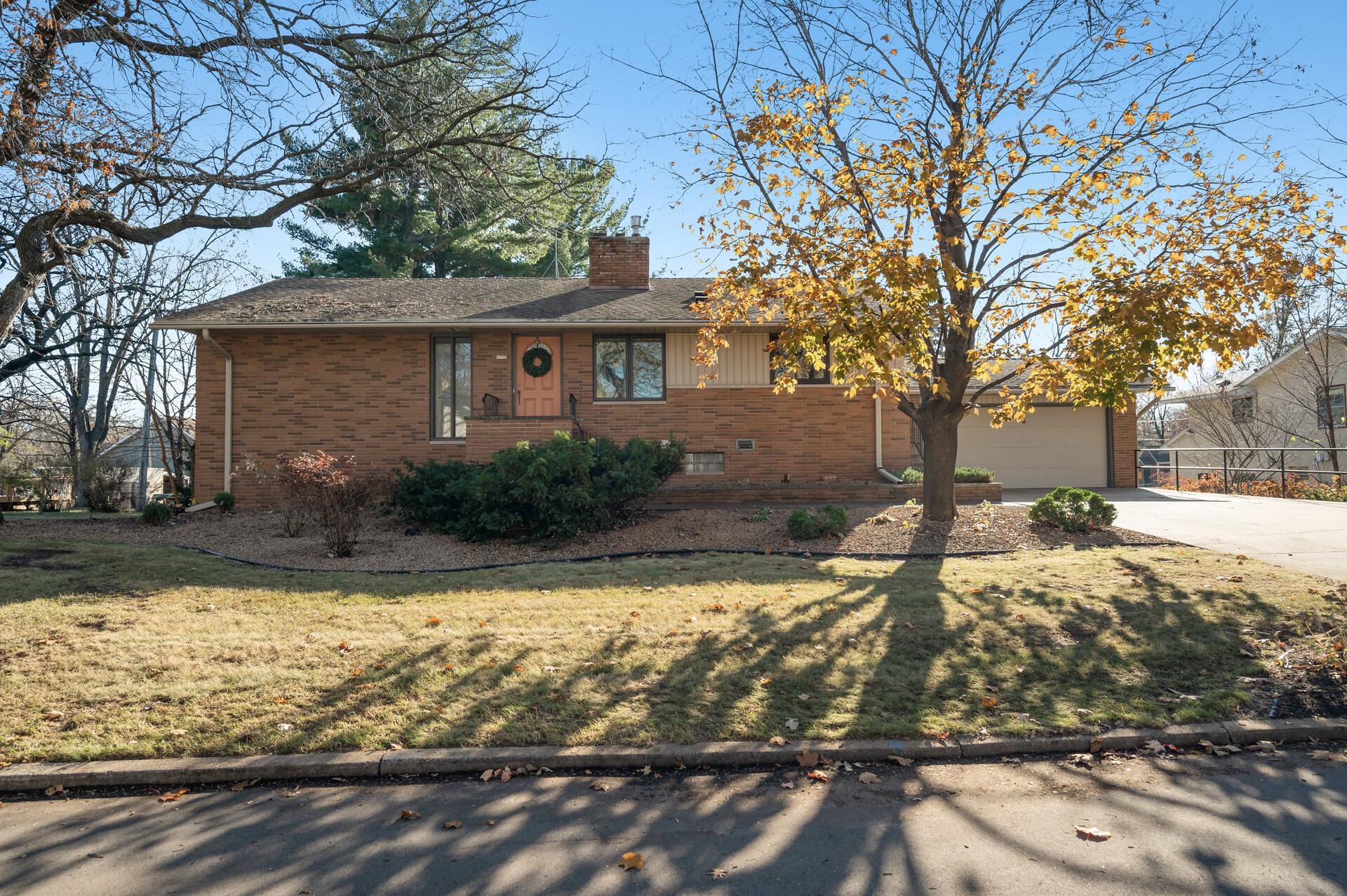 514 Douglas Street Anoka MN 55303