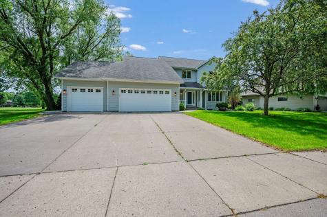 2326 Snowbird Lane North Mankato MN 56003